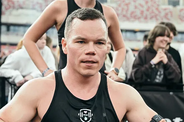 Marcin Wcisła na zawodach HYROX